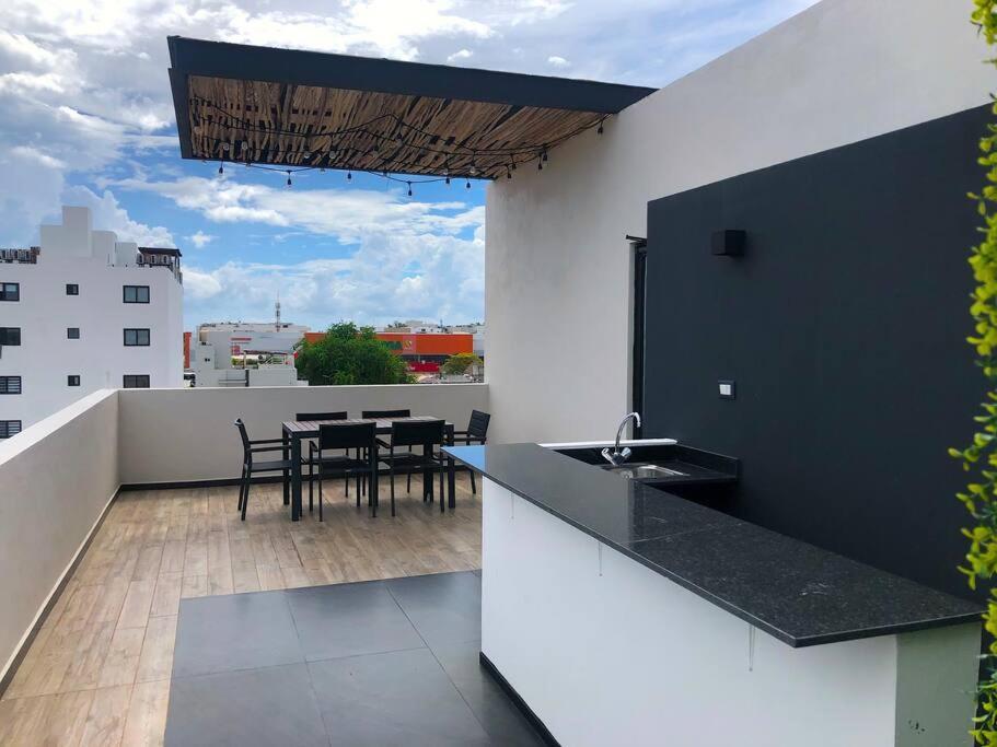 Workspace-reliable Wifi-ac Close To Everything Apartamento *